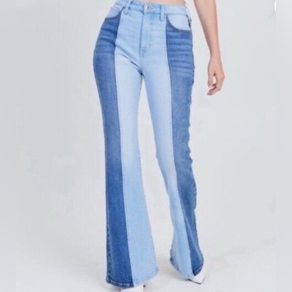 NWOT Altar’d State two tone flare jeans